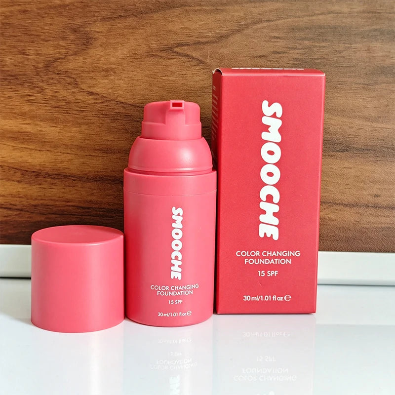 SMOOCHE Color-Adaptive Liquid Foundation SPF 15, Smooth Lightweight Makeup with Oil Control - Bond Well Supplies