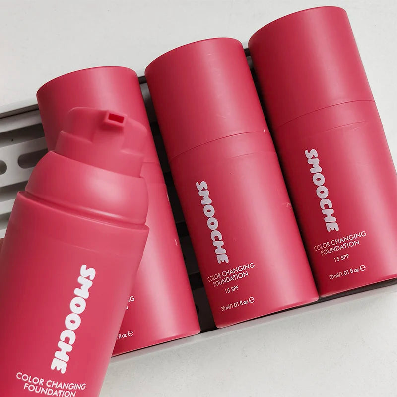 SMOOCHE Color-Adaptive Liquid Foundation SPF 15, Smooth Lightweight Makeup with Oil Control - Bond Well Supplies