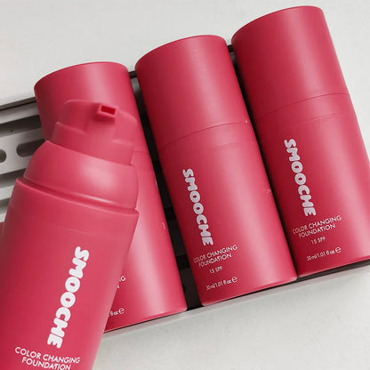SMOOCHE Color-Adaptive Liquid Foundation SPF 15, Smooth Lightweight Makeup with Oil Control - Bond Well Supplies