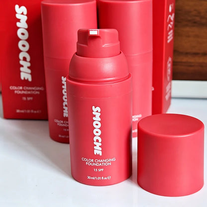 SMOOCHE Color-Adaptive Liquid Foundation SPF 15, Smooth Lightweight Makeup with Oil Control - Bond Well Supplies