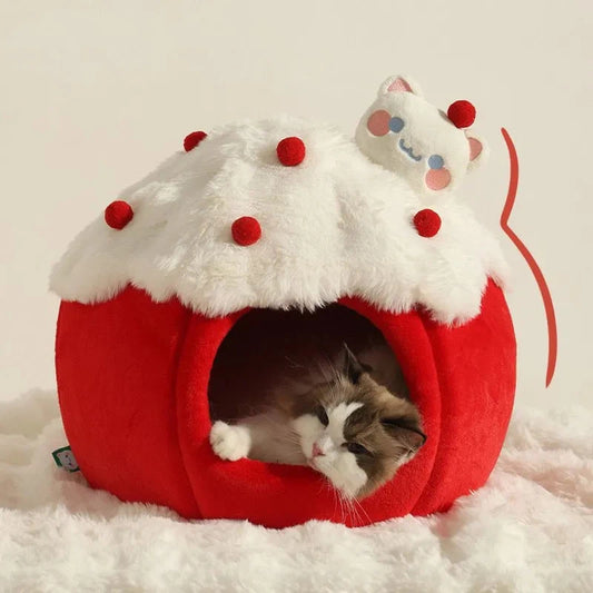 Super Large Strawberry Cat House, Warm Enclosed Pet Bed for Cats & Small Dogs - Bond Well Supplies